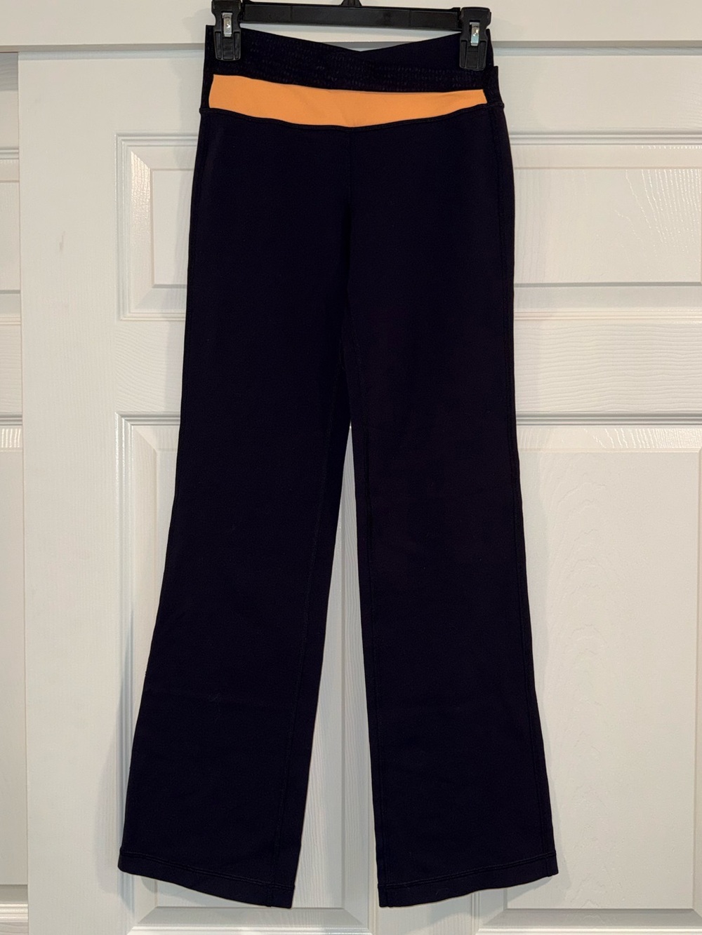 Lululemon Astro Pants Low Rise Cross Waist Y2K Flare Yoga Pants in Luon - Picture 5 of 8